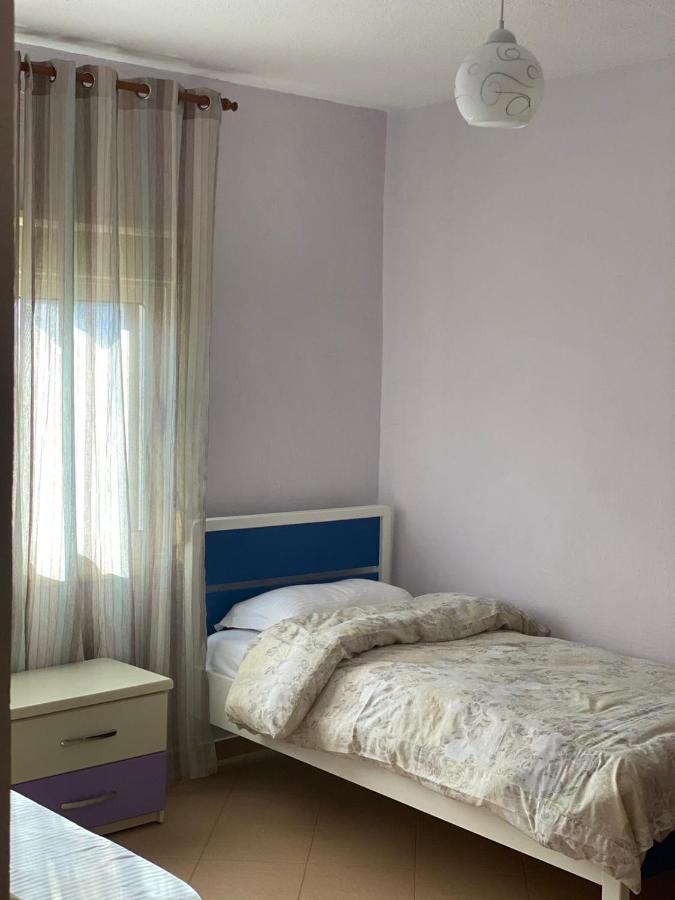 88 Apartment Himare Exterior photo